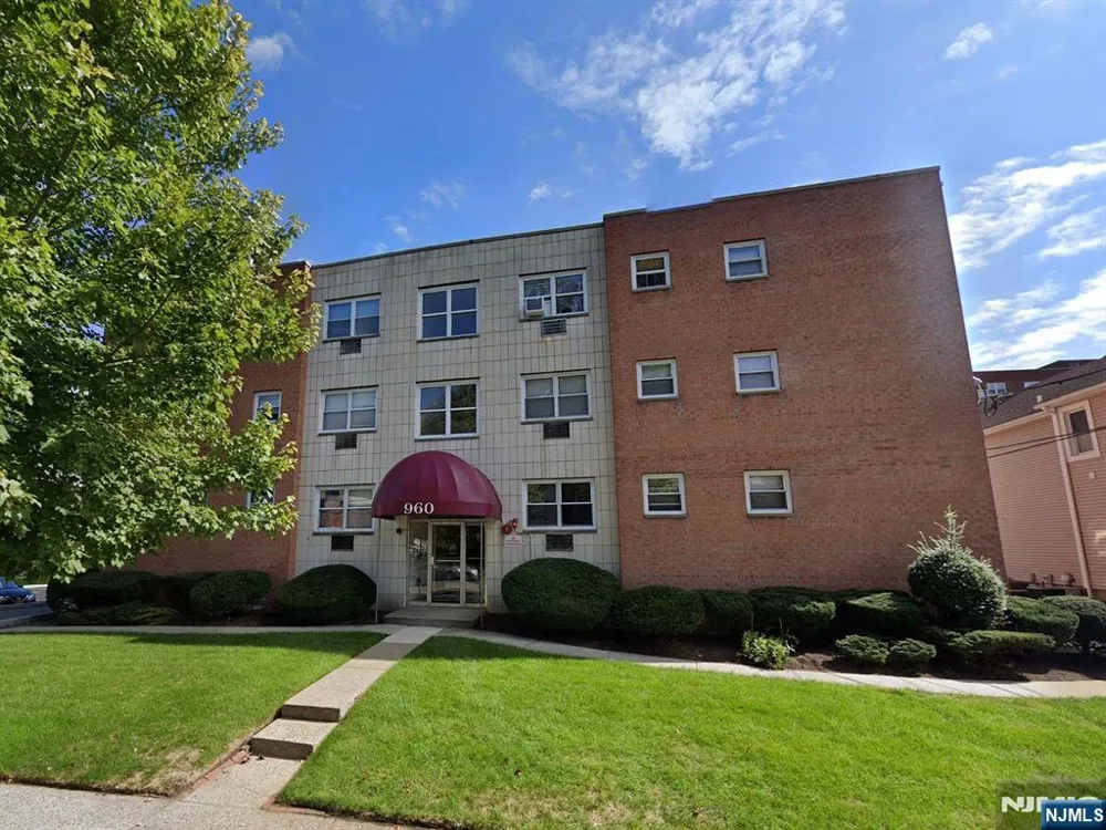 960 Main Street 5 Hackensack, NJ 07601