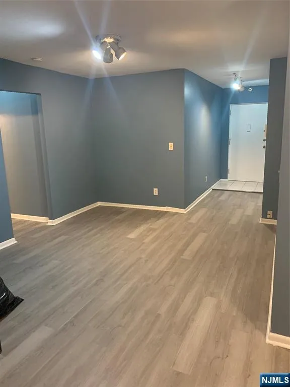 960 Main Street 5 Hackensack, NJ 07601