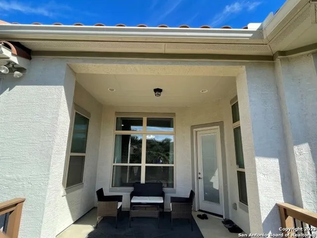 7122 BELLA BLF San Antonio, TX 78256