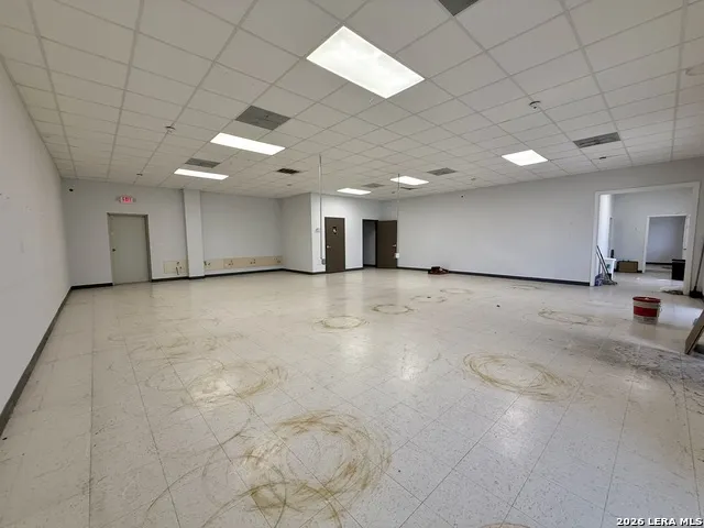 2268 El Indio Hwy #C Eagle Pass, TX 78852