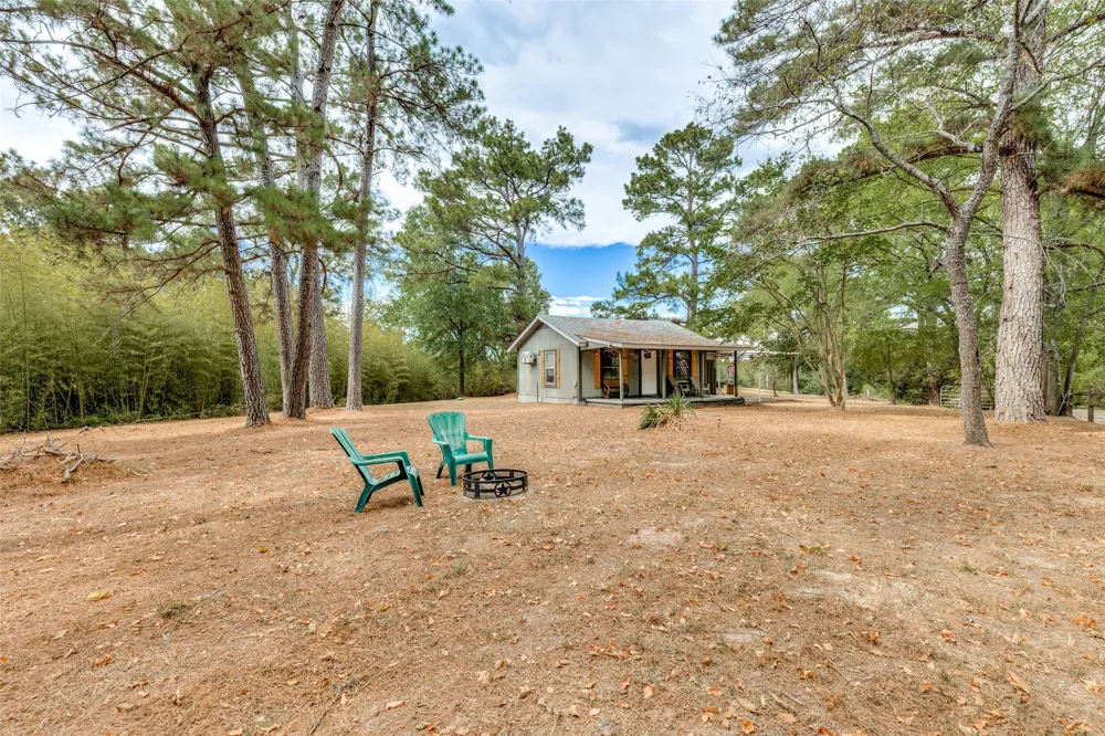 245 Vz County Road 1707 Grand Saline, TX 75140