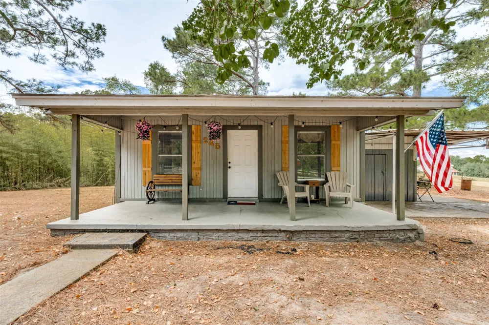 245 Vz County Road 1707 Grand Saline, TX 75140