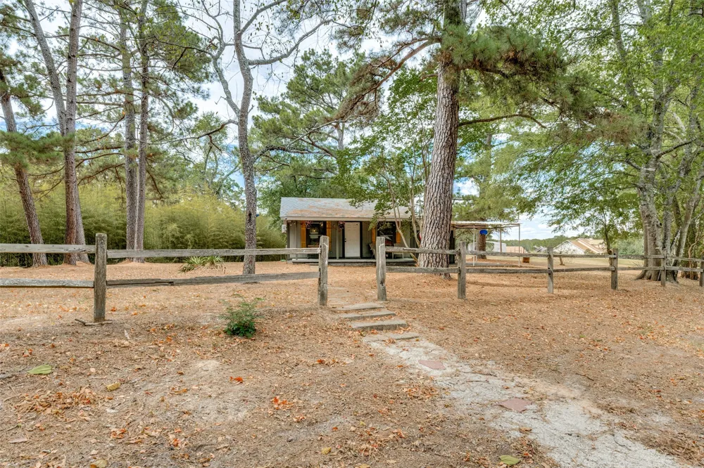 245 Vz County Road 1707 Grand Saline, TX 75140