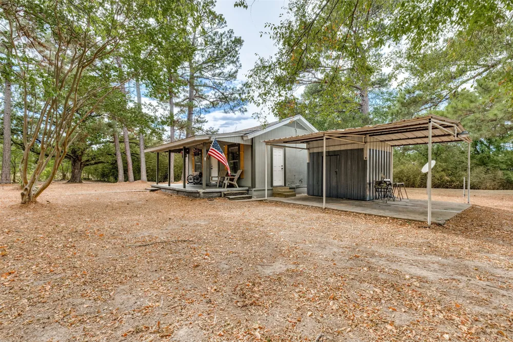 245 Vz County Road 1707 Grand Saline, TX 75140