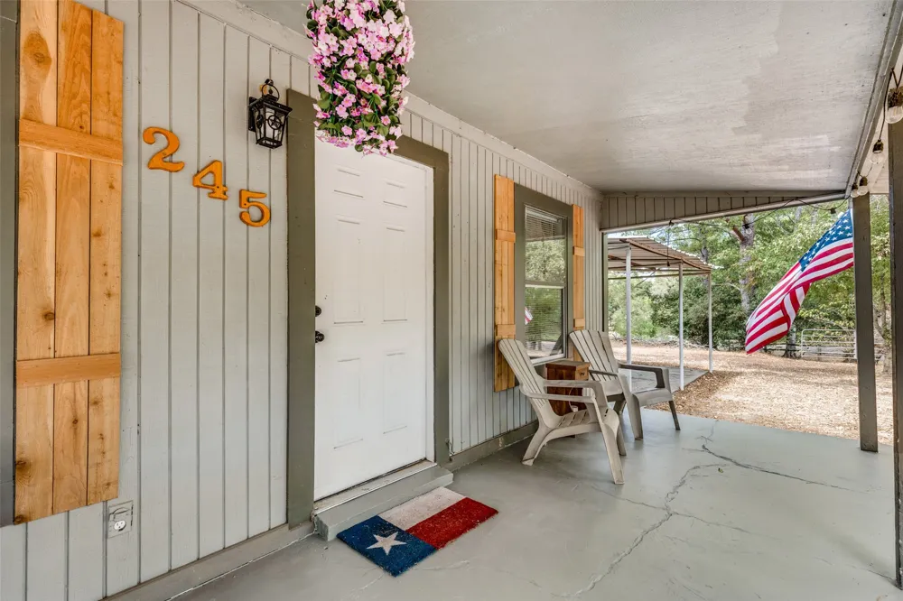 245 Vz County Road 1707 Grand Saline, TX 75140