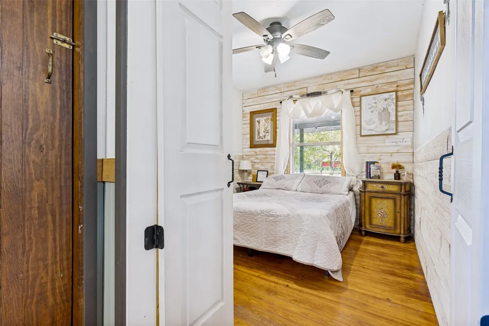 245 Vz County Road 1707 Grand Saline, TX 75140
