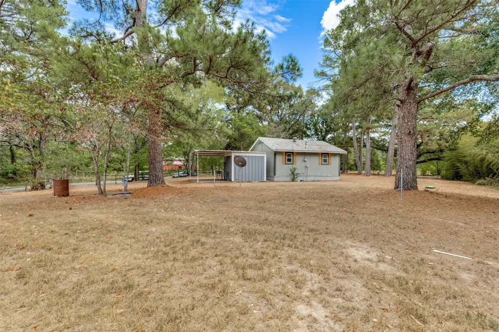 245 Vz County Road 1707 Grand Saline, TX 75140