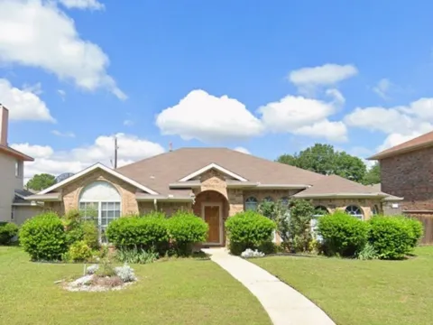 1304 Rosewood Lane