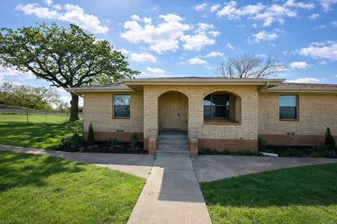 1119 Salt Creek Road