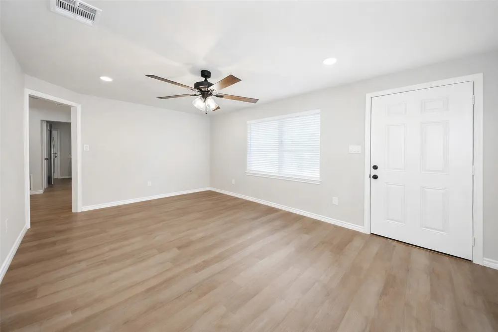 1119 Salt Creek Road Springtown, TX 76082
