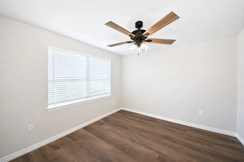 1119 Salt Creek Road Springtown, TX 76082