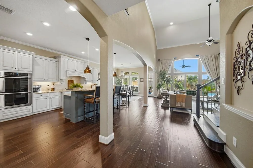2513 Royal Field Lane Friendswood, TX 77546