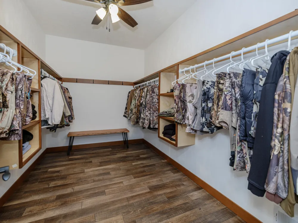 1518 M DRIVE S East Leroy, MI 49051