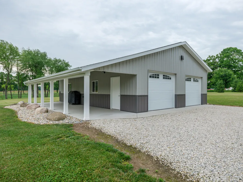 1518 M DRIVE S East Leroy, MI 49051