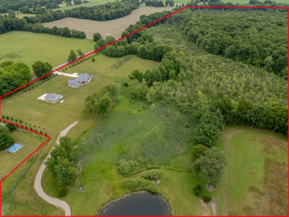 1518 M DRIVE S East Leroy, MI 49051