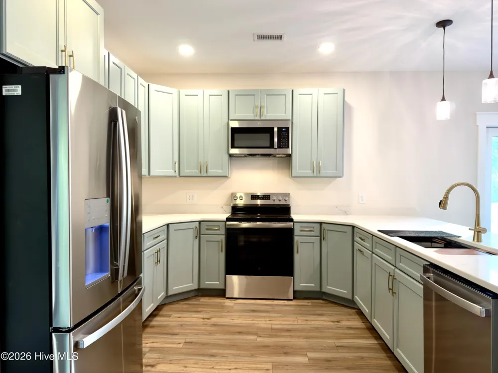 356 Drayton Road Southport, NC 28461