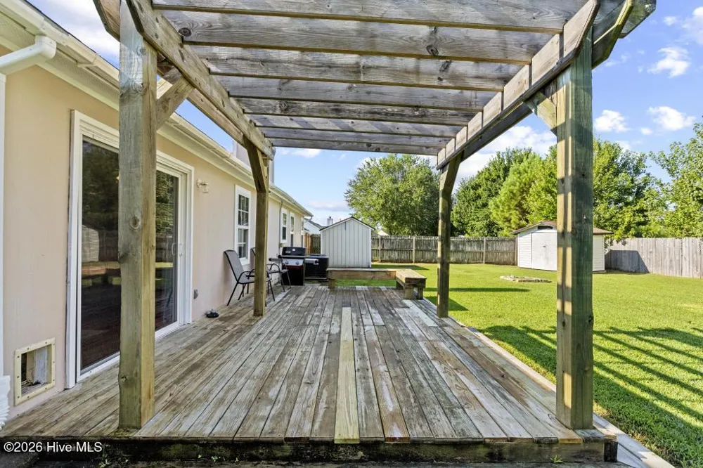 238 Parnell Road Hubert, NC 28539