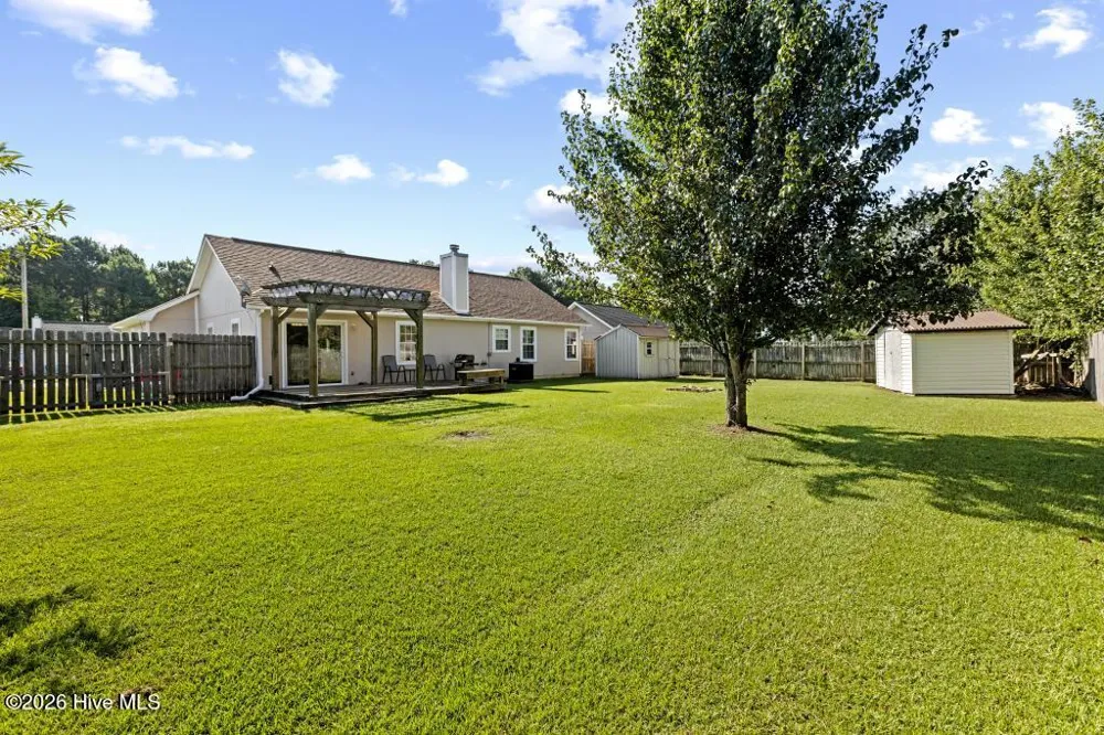 238 Parnell Road Hubert, NC 28539