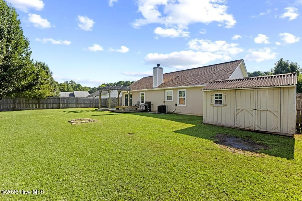 238 Parnell Road Hubert, NC 28539