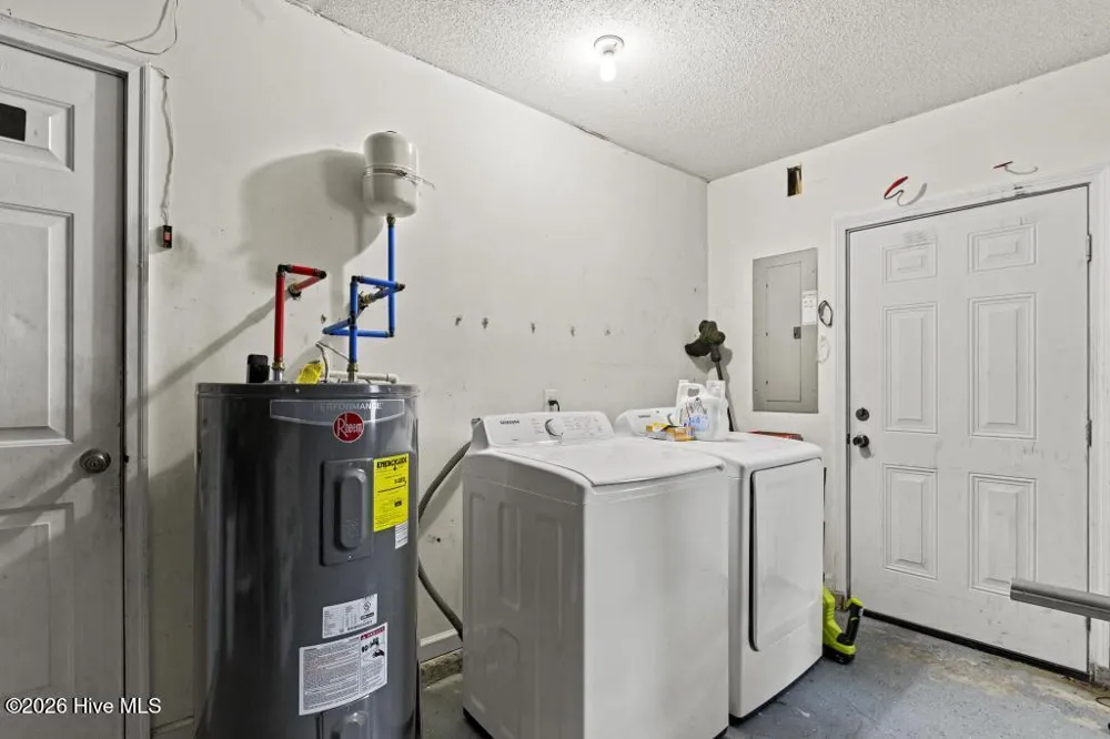 238 Parnell Road Hubert, NC 28539