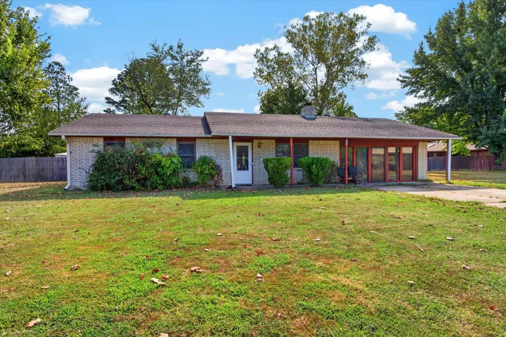 162 Sunset Street Wilburton, OK 74578
