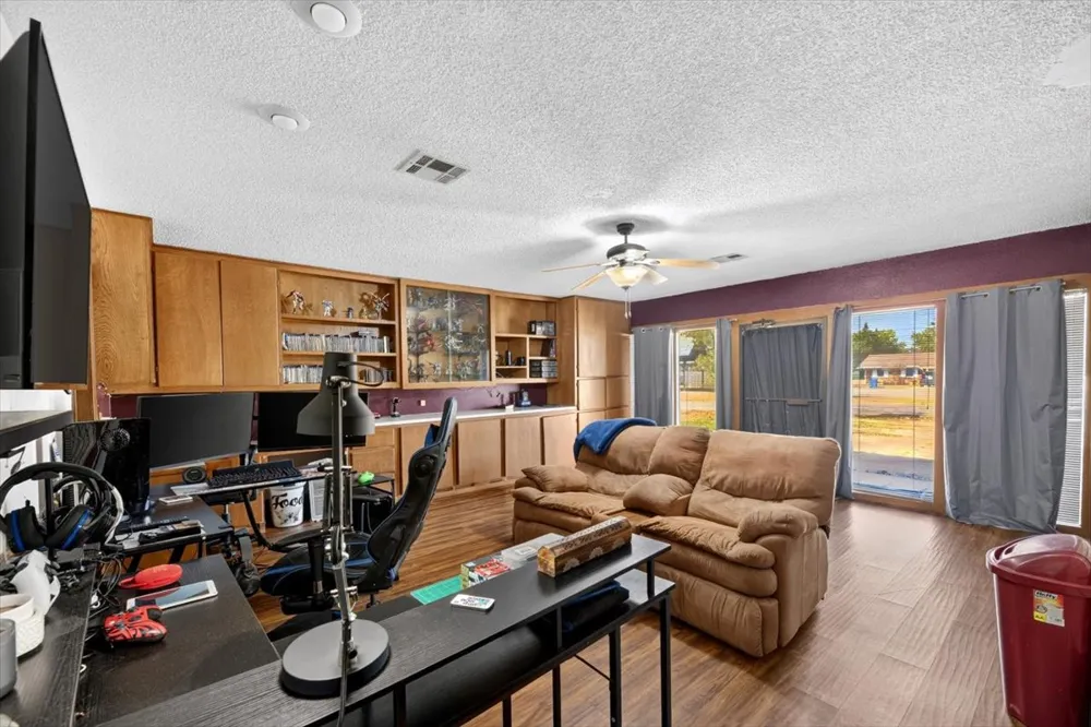 162 Sunset Street Wilburton, OK 74578