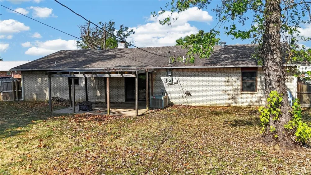 162 Sunset Street Wilburton, OK 74578