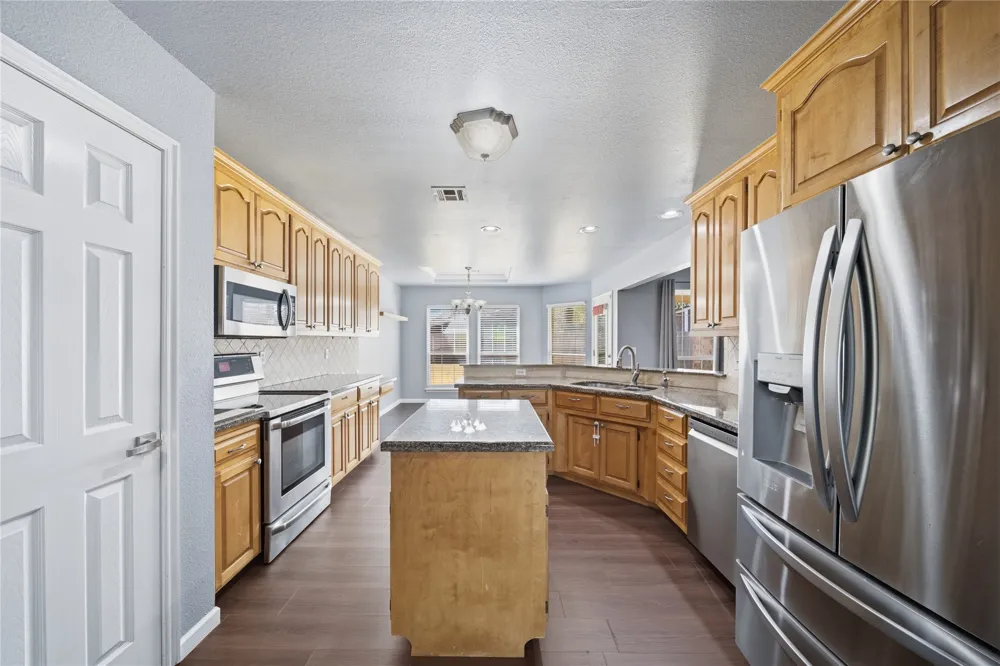 9918 118th East Avenue Owasso, OK 74055
