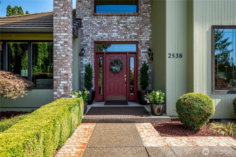 2538 E Lynnwood Drive Longview, WA 98632
