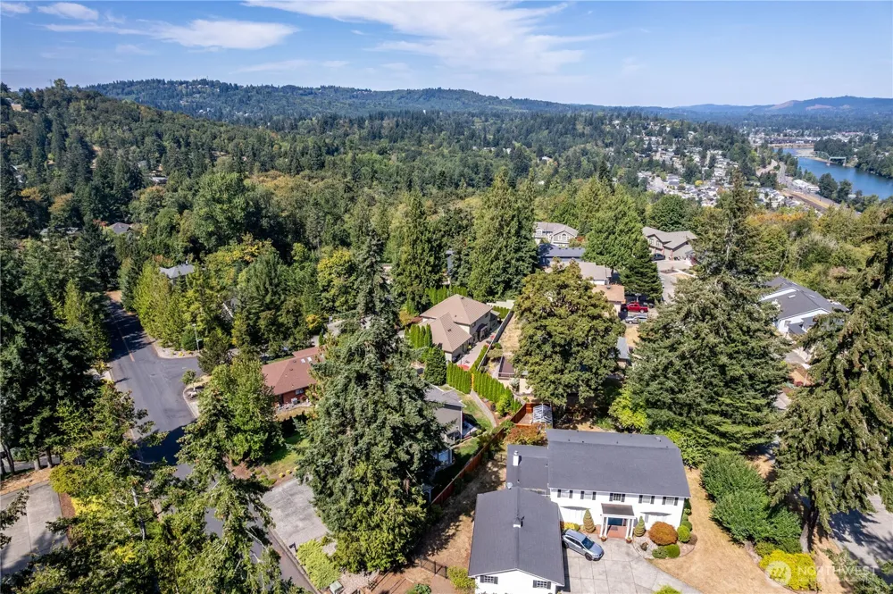2538 E Lynnwood Drive Longview, WA 98632