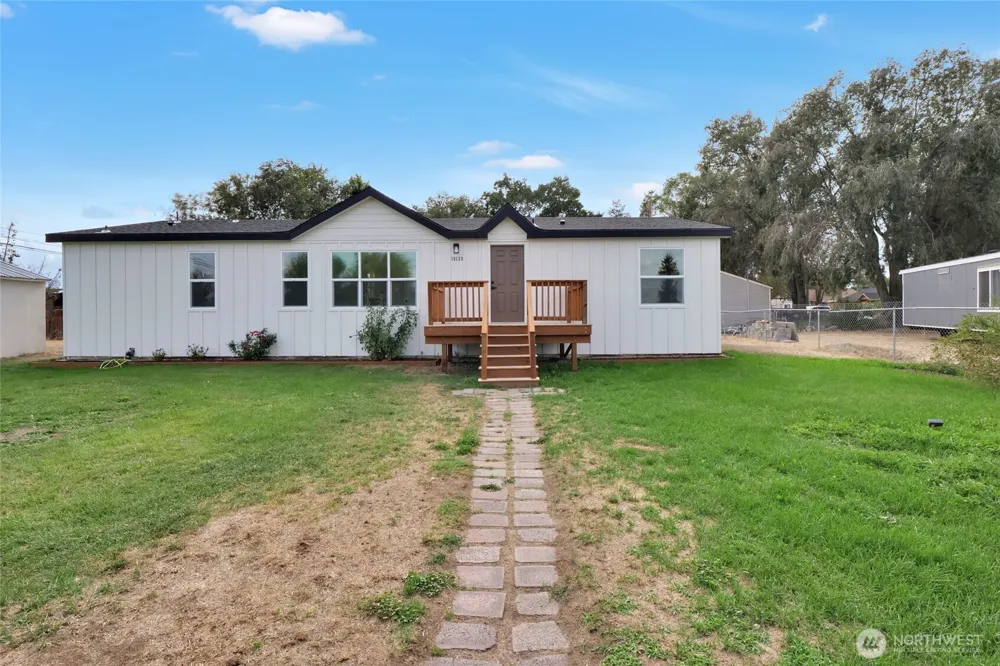 19120 Franklin Street NW Soap Lake, WA 98851