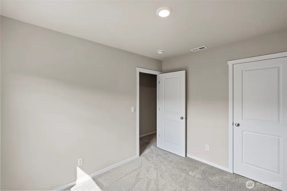 1454 SW Pendleton Way Port Orchard, WA 98367