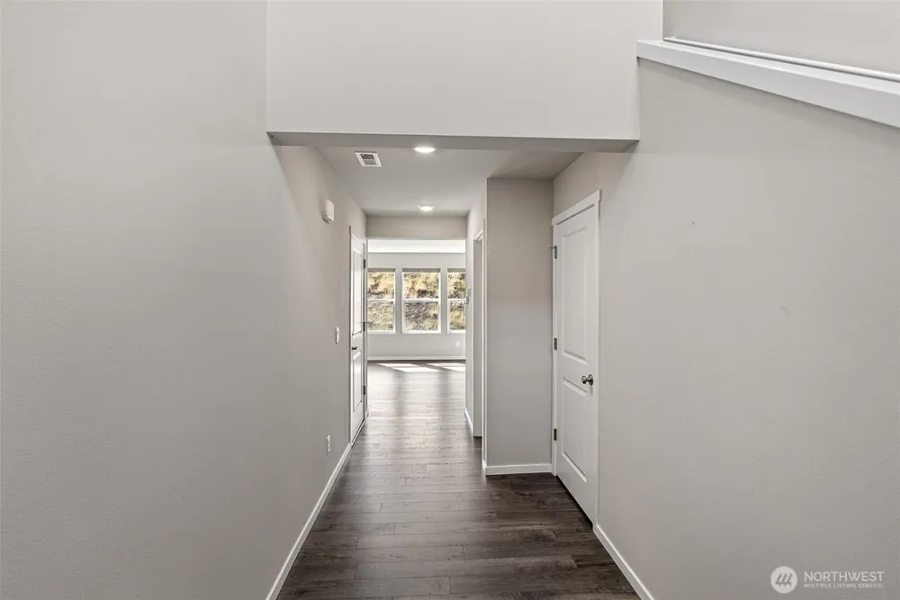 1454 SW Pendleton Way Port Orchard, WA 98367