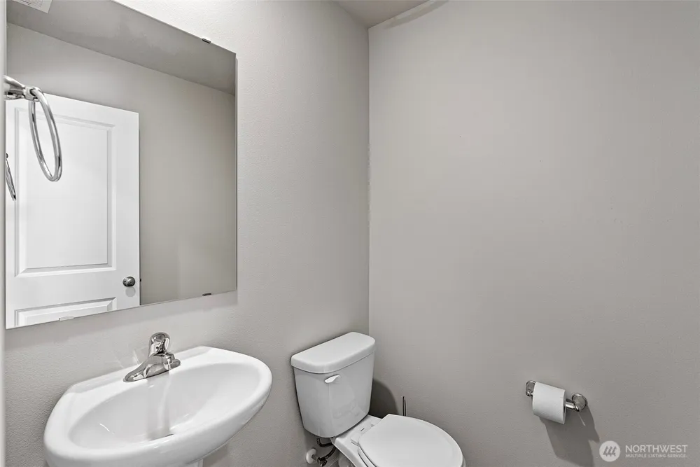1454 SW Pendleton Way Port Orchard, WA 98367