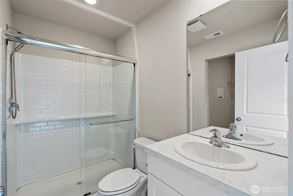 1454 SW Pendleton Way Port Orchard, WA 98367