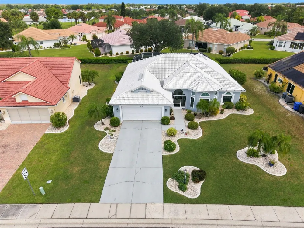 2252 NEW BEDFORD DRIVE Sun City Center, FL 33573