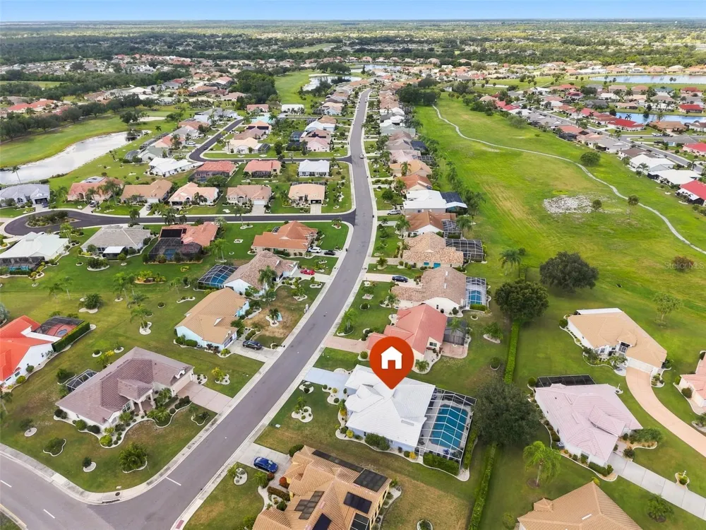 2252 NEW BEDFORD DRIVE Sun City Center, FL 33573