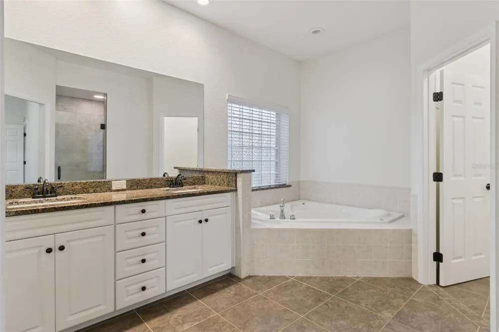 5937 TROPHY LOOP Lakeland, FL 33811