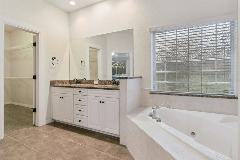 5937 TROPHY LOOP Lakeland, FL 33811