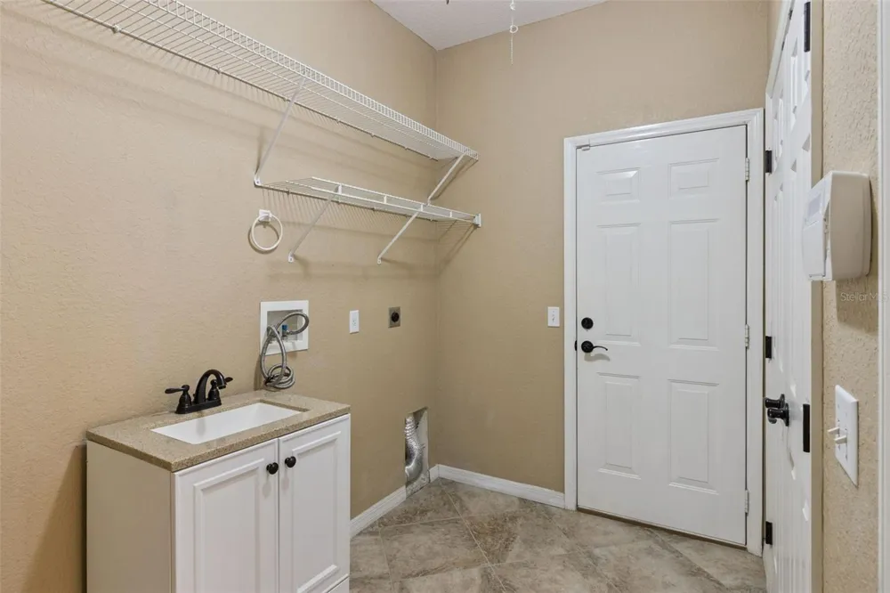 5937 TROPHY LOOP Lakeland, FL 33811
