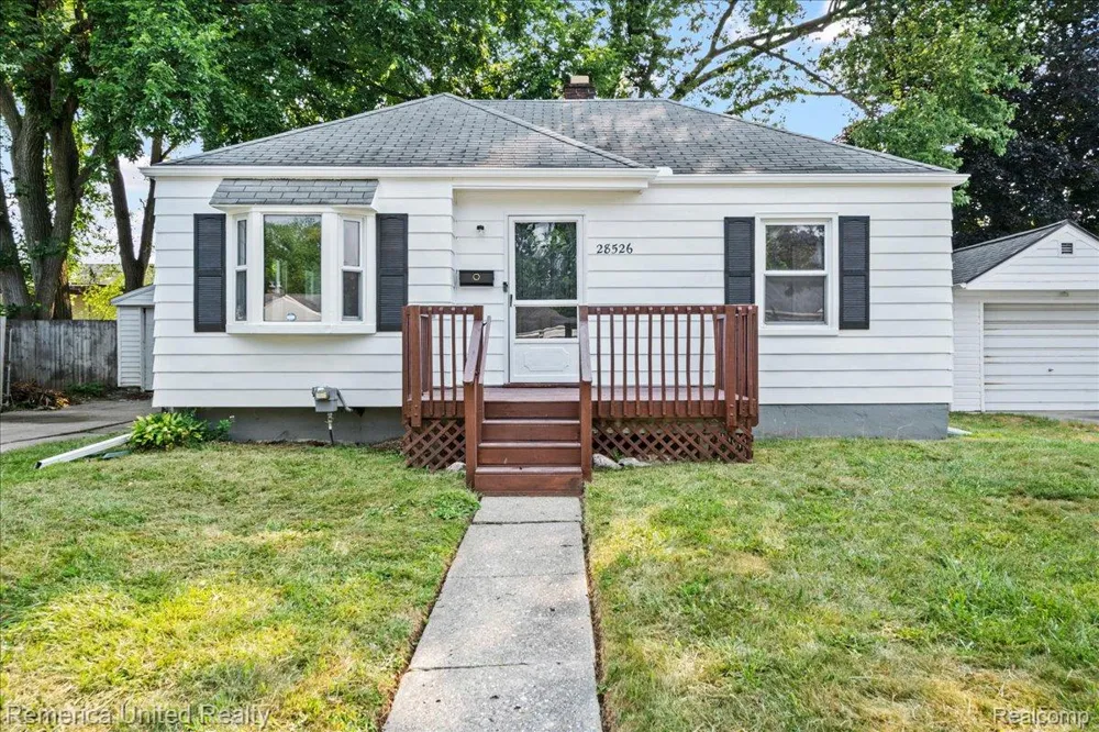 28526 Brentwood Street Southfield City, MI 48076