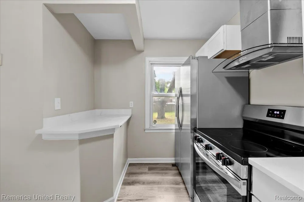 28526 Brentwood Street Southfield City, MI 48076