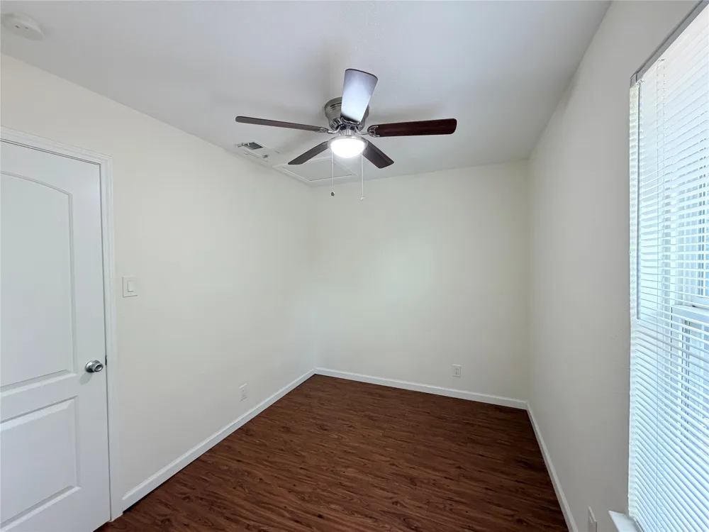 1605 Parkwood Drive Leander, TX 78641