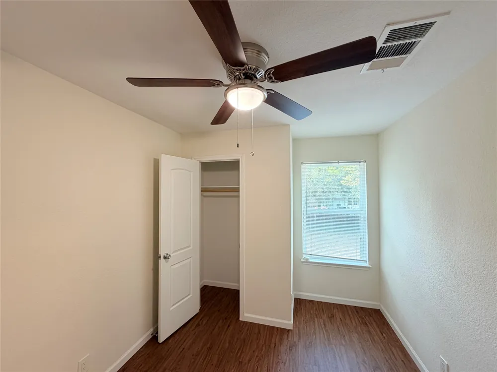 1605 Parkwood Drive Leander, TX 78641