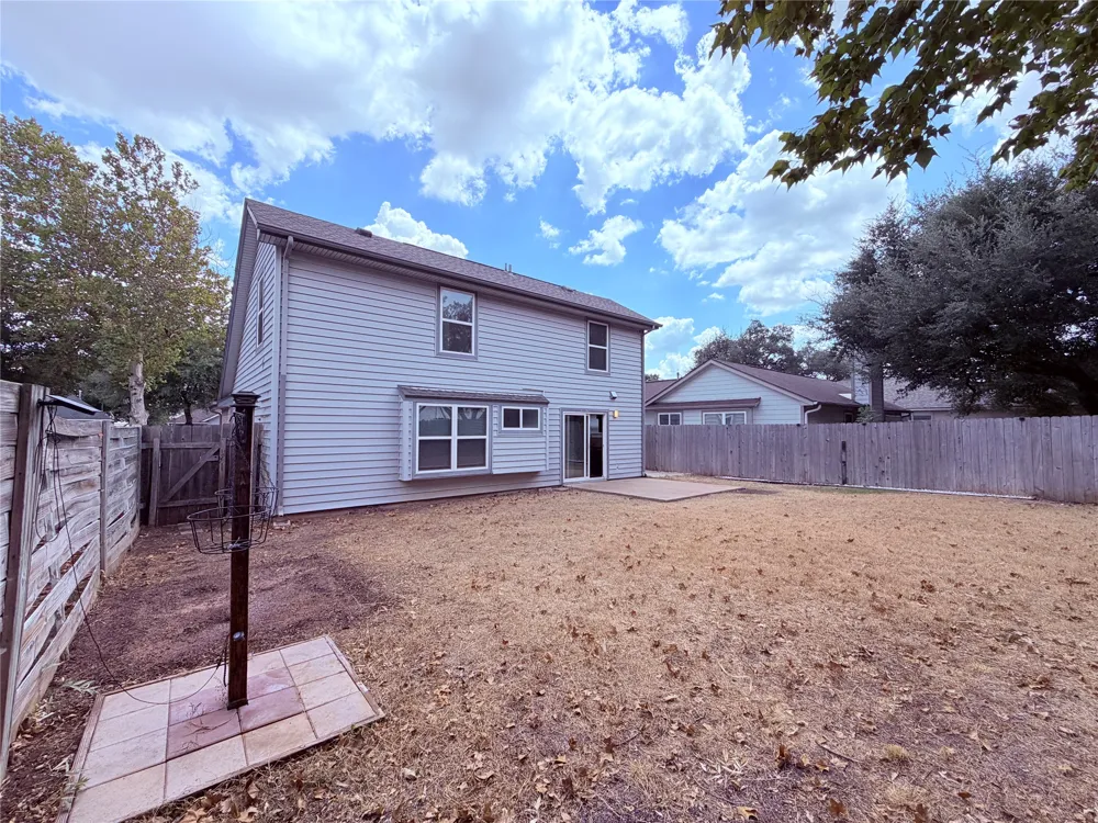 1605 Parkwood Drive Leander, TX 78641