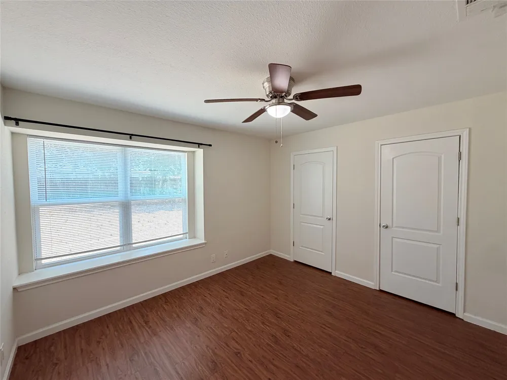 1605 Parkwood Drive Leander, TX 78641