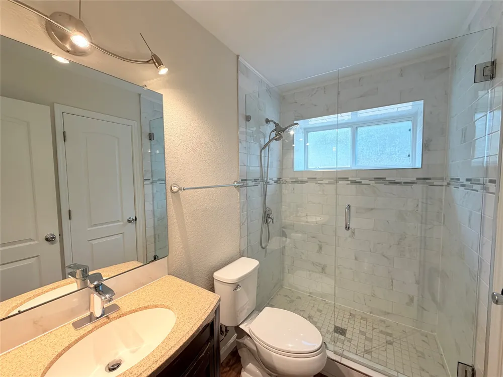 1605 Parkwood Drive Leander, TX 78641
