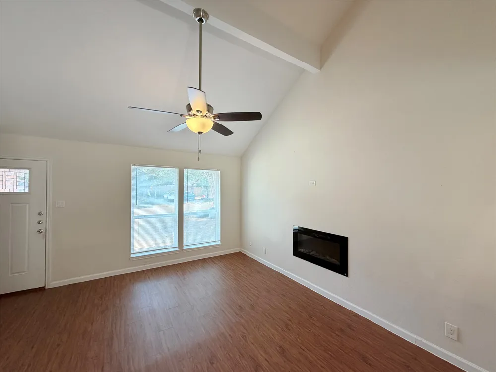 1605 Parkwood Drive Leander, TX 78641