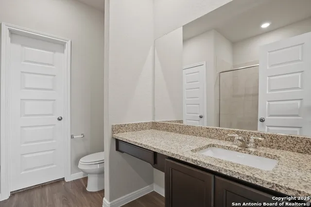 8806 Black Oak Drive Elmendorf, TX 78112