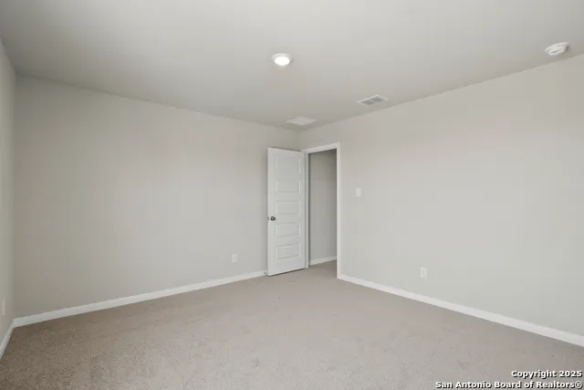 8806 Black Oak Drive Elmendorf, TX 78112